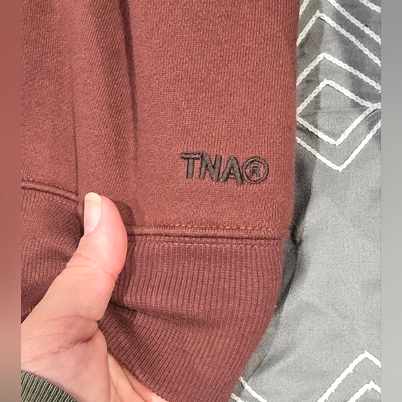 TNA Sweatfleece Cozy Fleece Quarter Zip Sweatshirt Size Large - Picture 2 of 6
